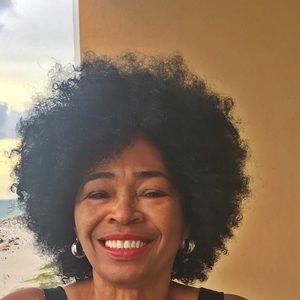 Meet your Posher, Debra